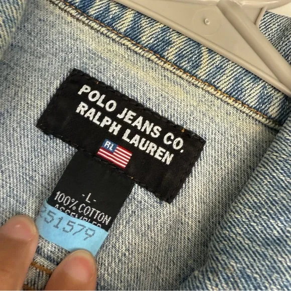 Polo Jeans Co. Ralph Lauren Size L distressed light blue denim jacket - Picture 3 of 5
